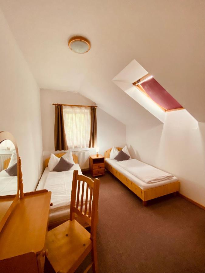 Sommer Panzio Balatonfoldvar Exterior photo