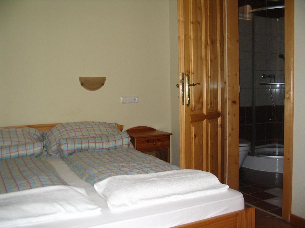 Sommer Panzio Balatonfoldvar Room photo